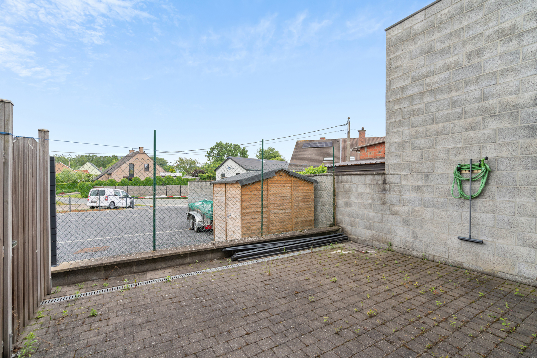 Gelijkvloers appartement met terras in Denderhoutem