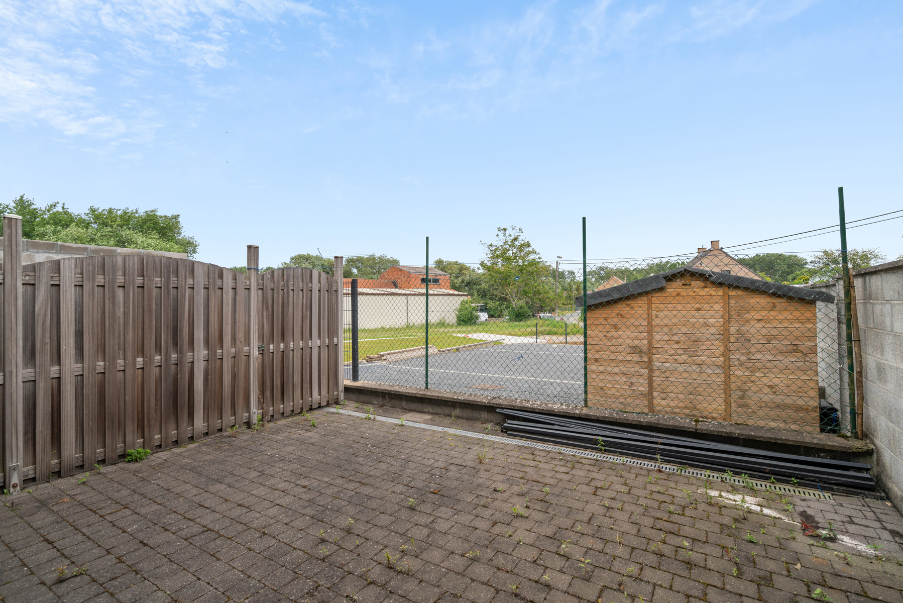 Gelijkvloers appartement met terras in Denderhoutem