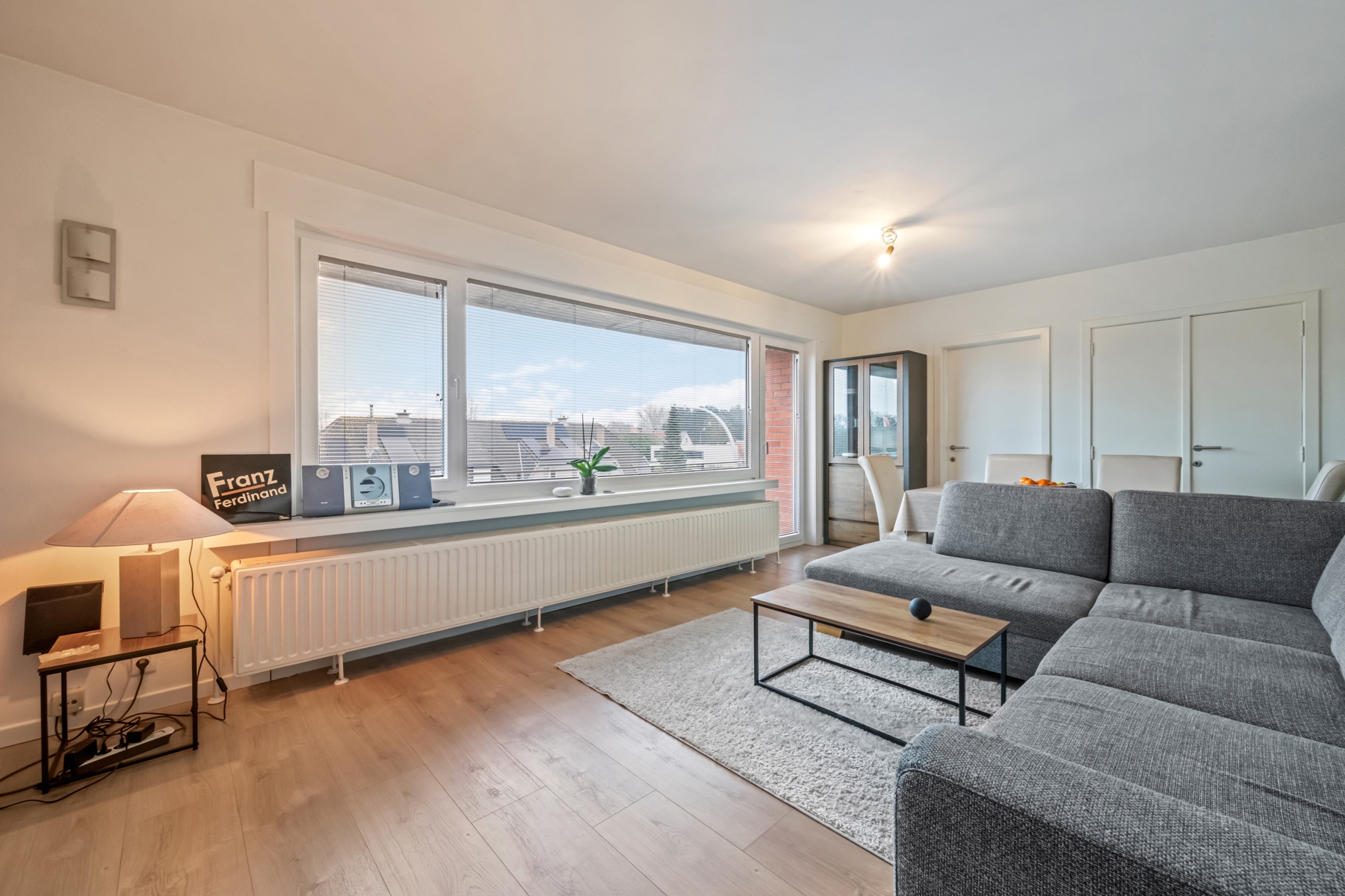 Instapklaar 2slpk-appartement met balkon in Assebroek.
