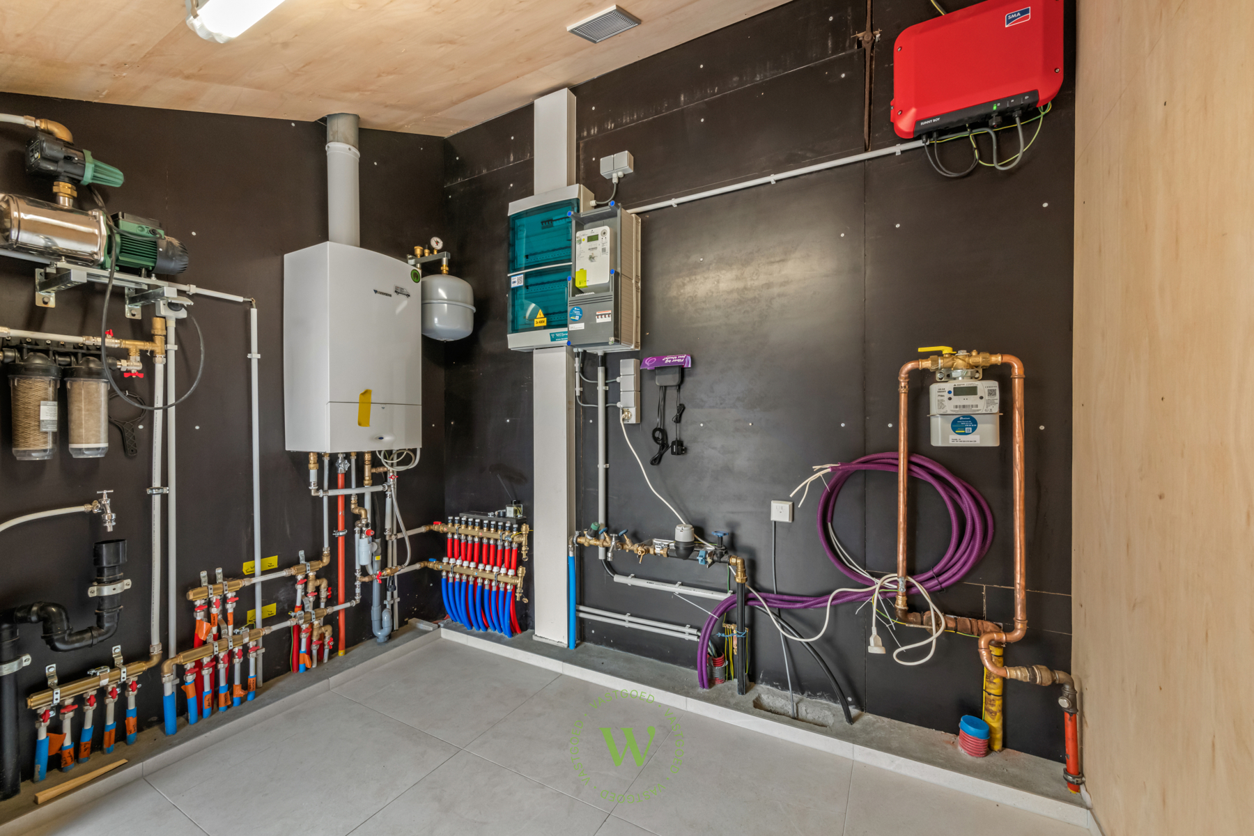 Energiezuinige, gerenoveerde woning met 3 slpks in Zwevezele