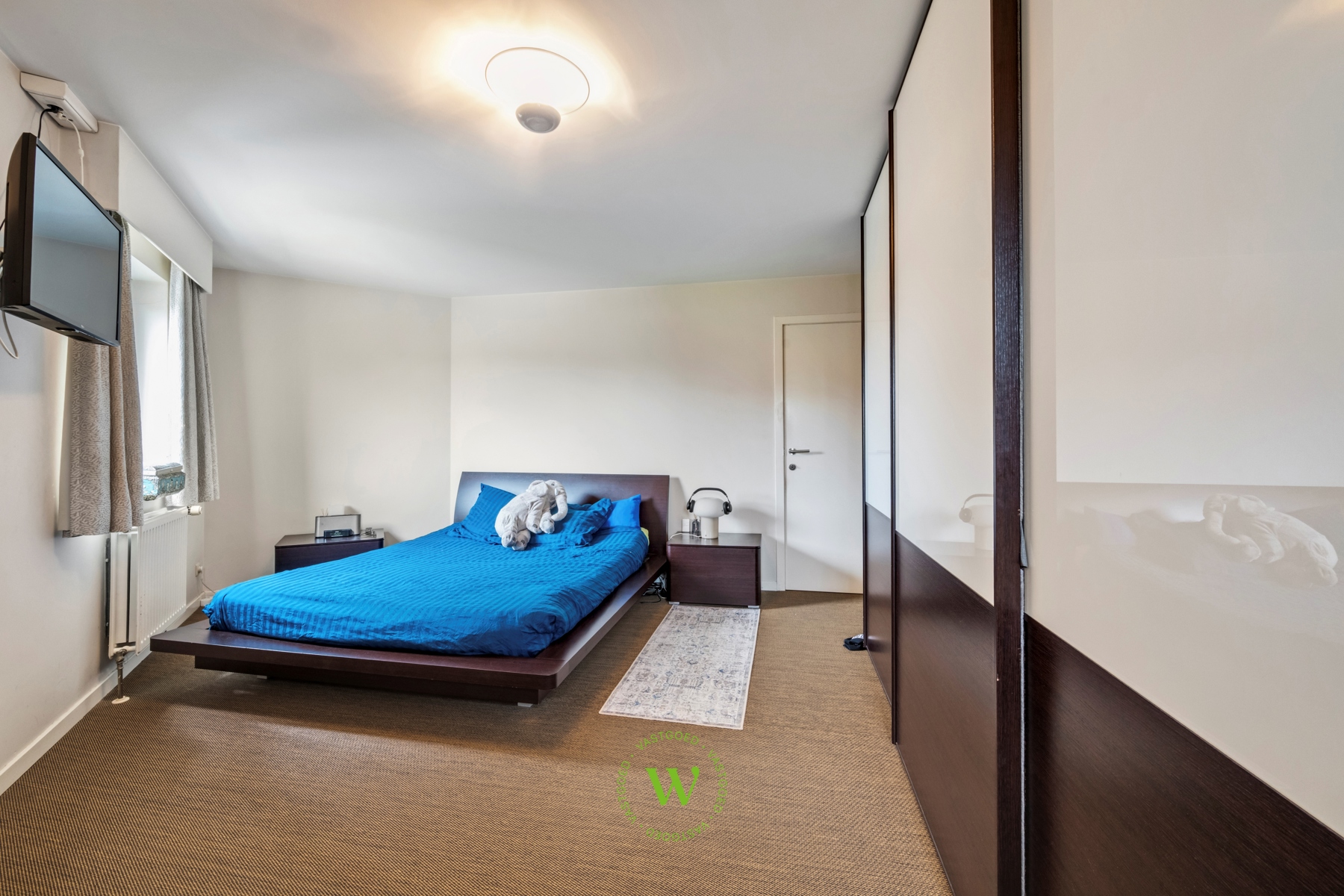 Exceptioneel ruim appartement mét riant zonneterras.