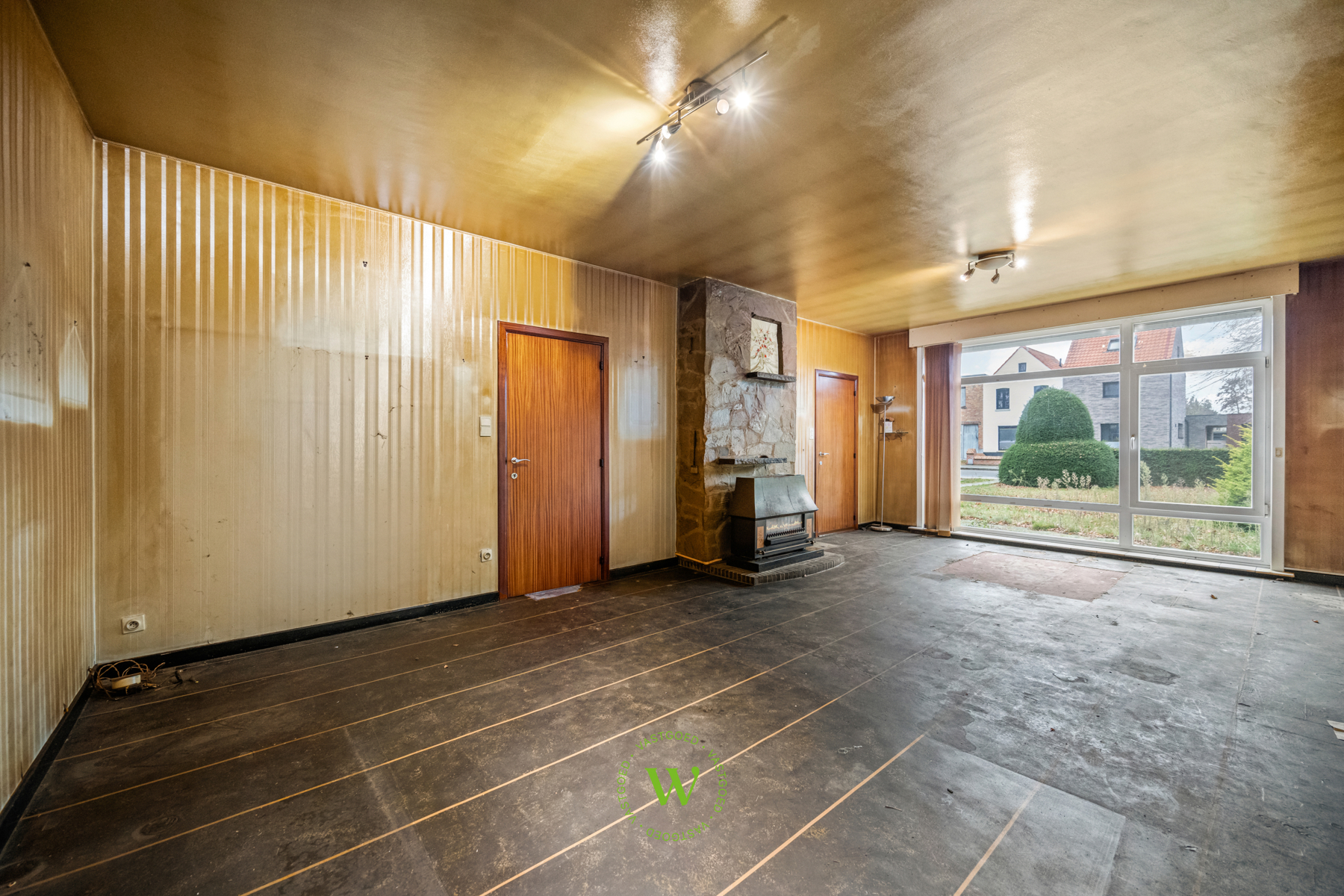 Te renoveren woning op topligging op 1.238 m² in Sint-Andries