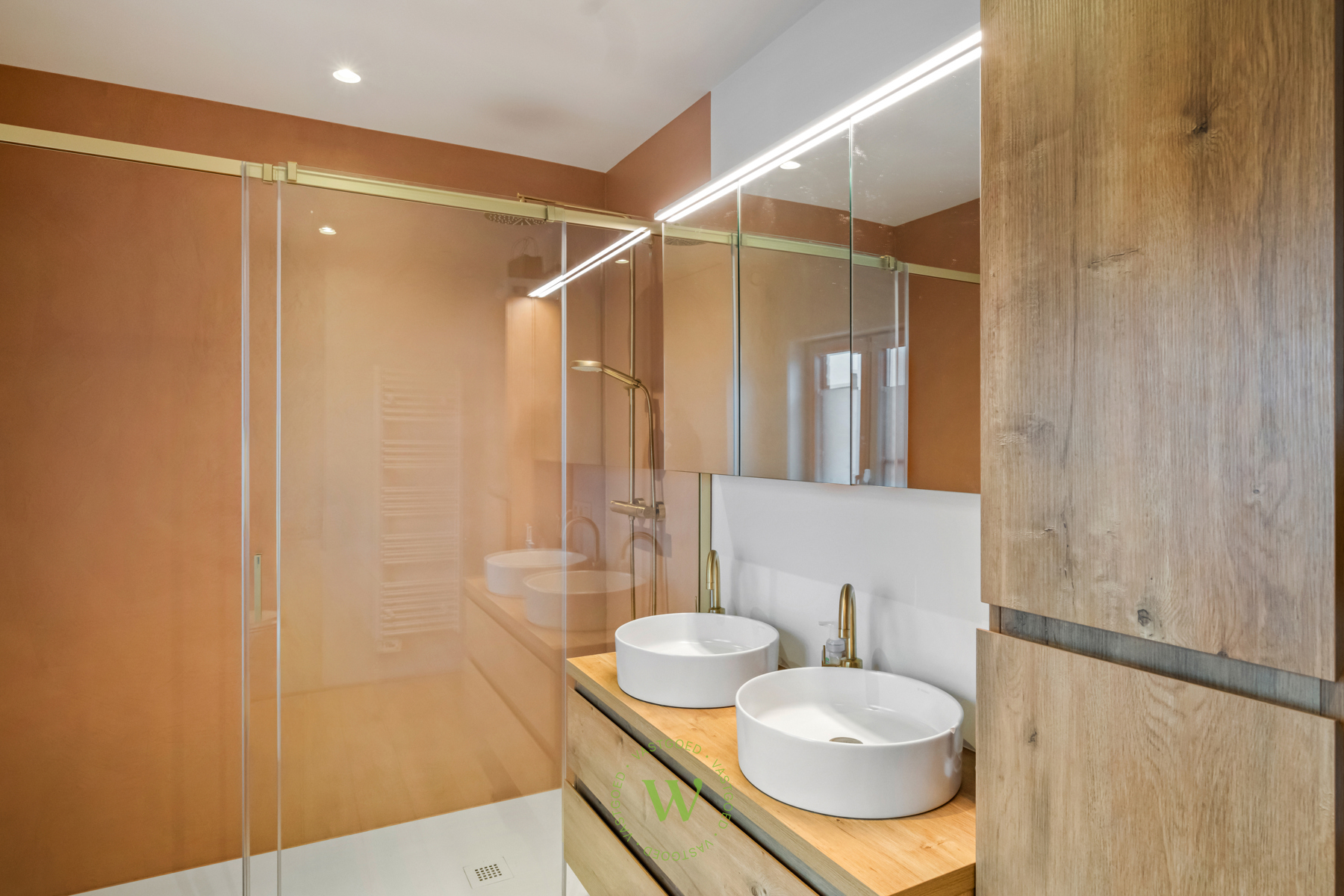 Gerenoveerde gezinswoning met 3 slaapkamers in Sint-Andries