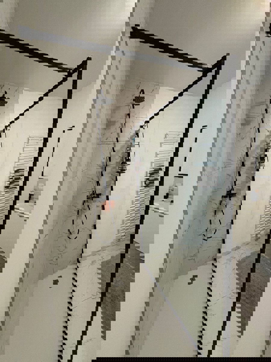 Modern appartement met terras en parking