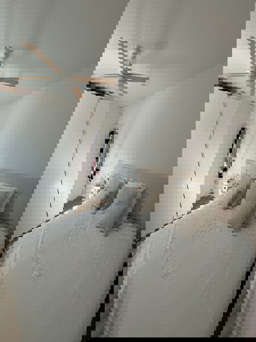 Modern appartement met terras en parking