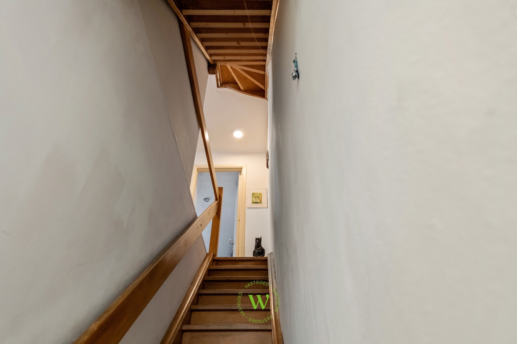 Centrum Brugge: opbrengsteigendom met 2 app. incl stadstuin.