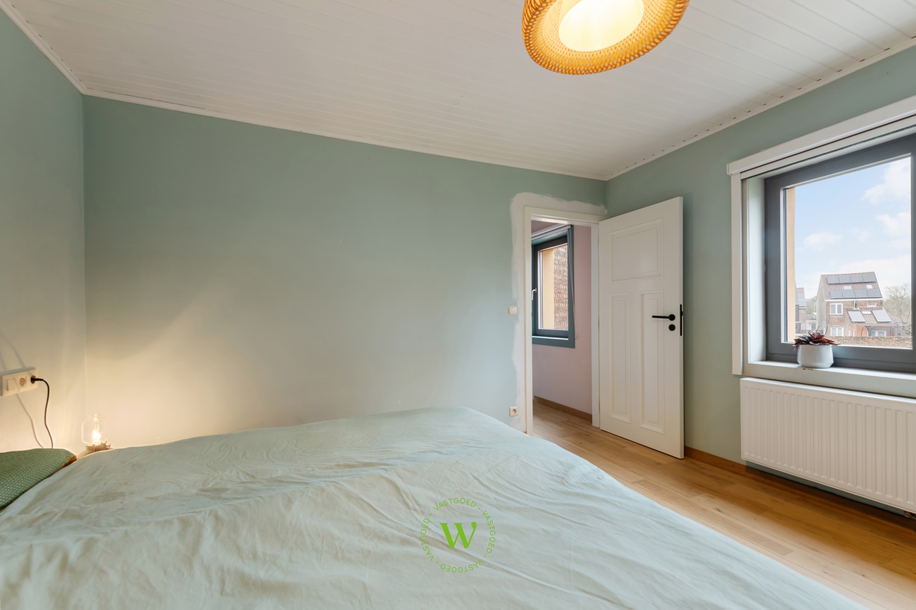 Ruime, energiezuinige gezinswoning te Assebroek.