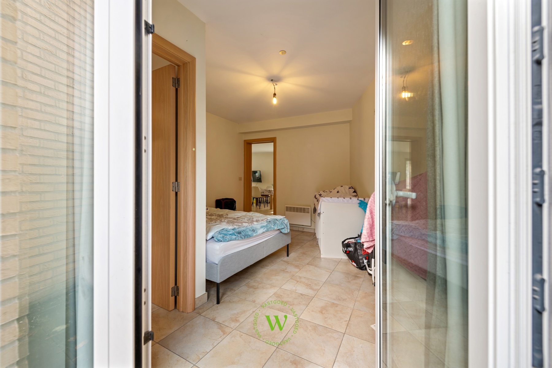 Lichtrijk 2-slaapkamerappartement met zicht op de vesten.