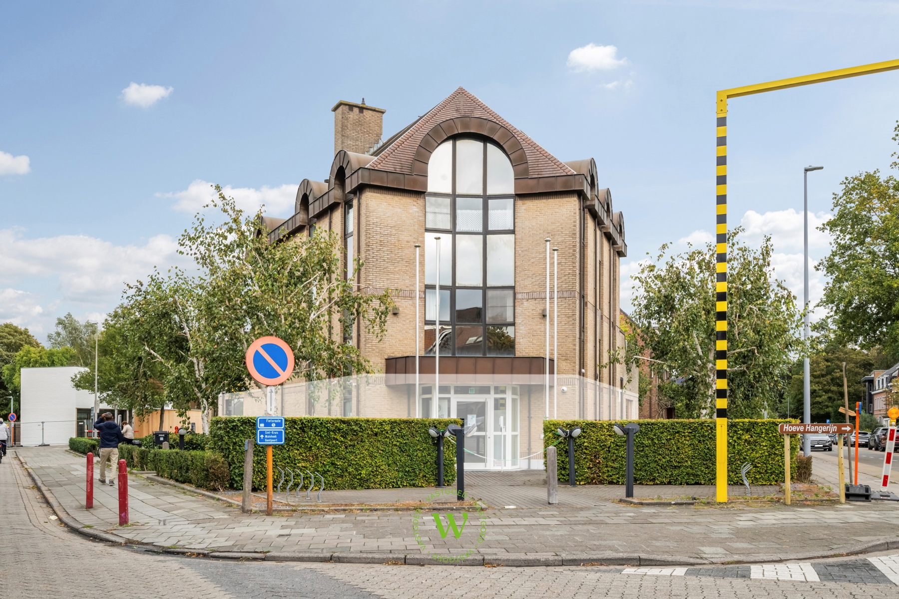 Uitzonderlijk triplex-appartement: ruimte, licht+topligging.