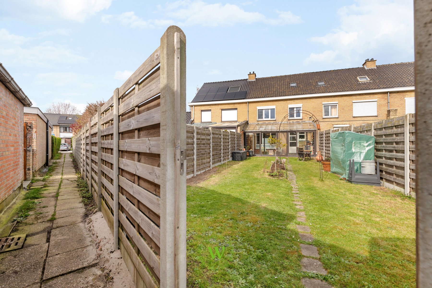 Energiezuinige gezinswoning met Zuid-georiënteerde tuin.