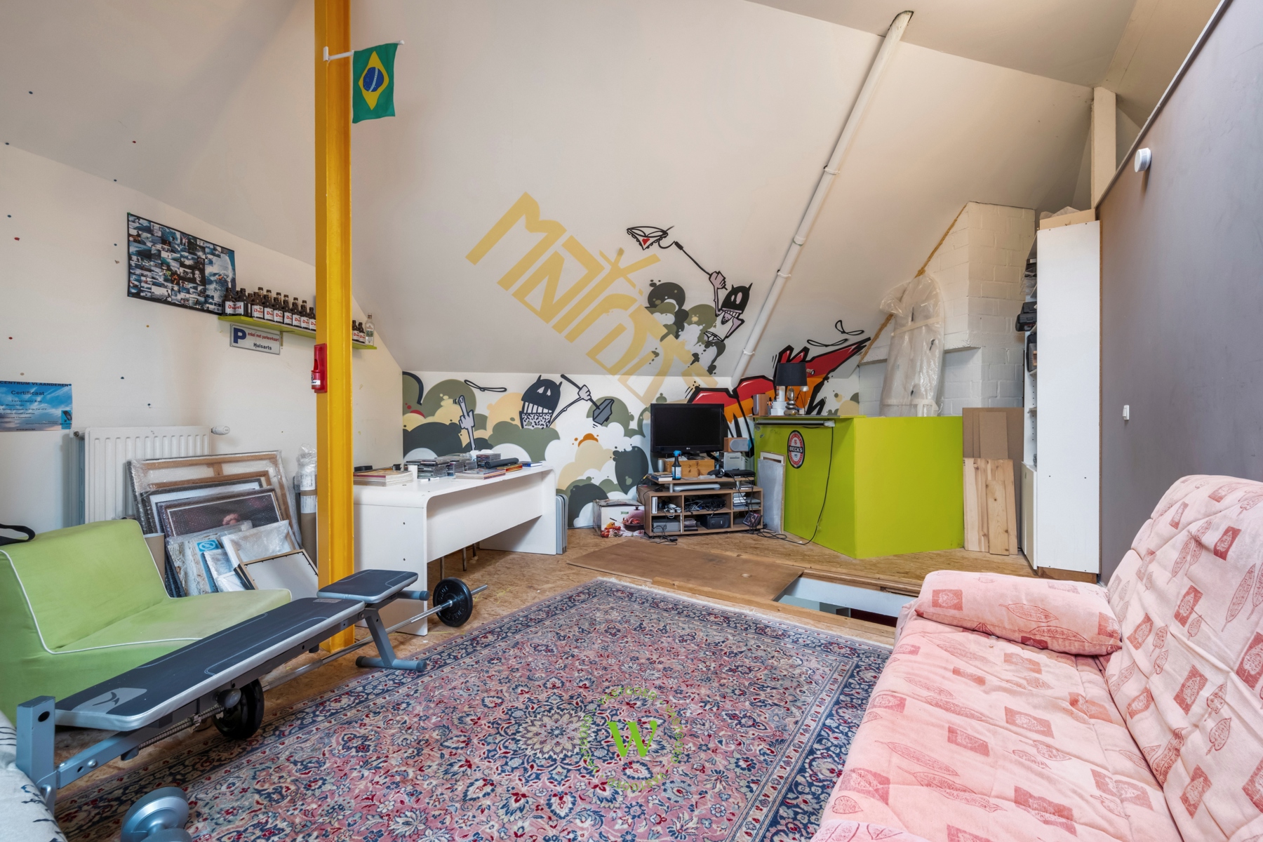 Uitzonderlijk triplex-appartement: ruimte, licht+topligging.