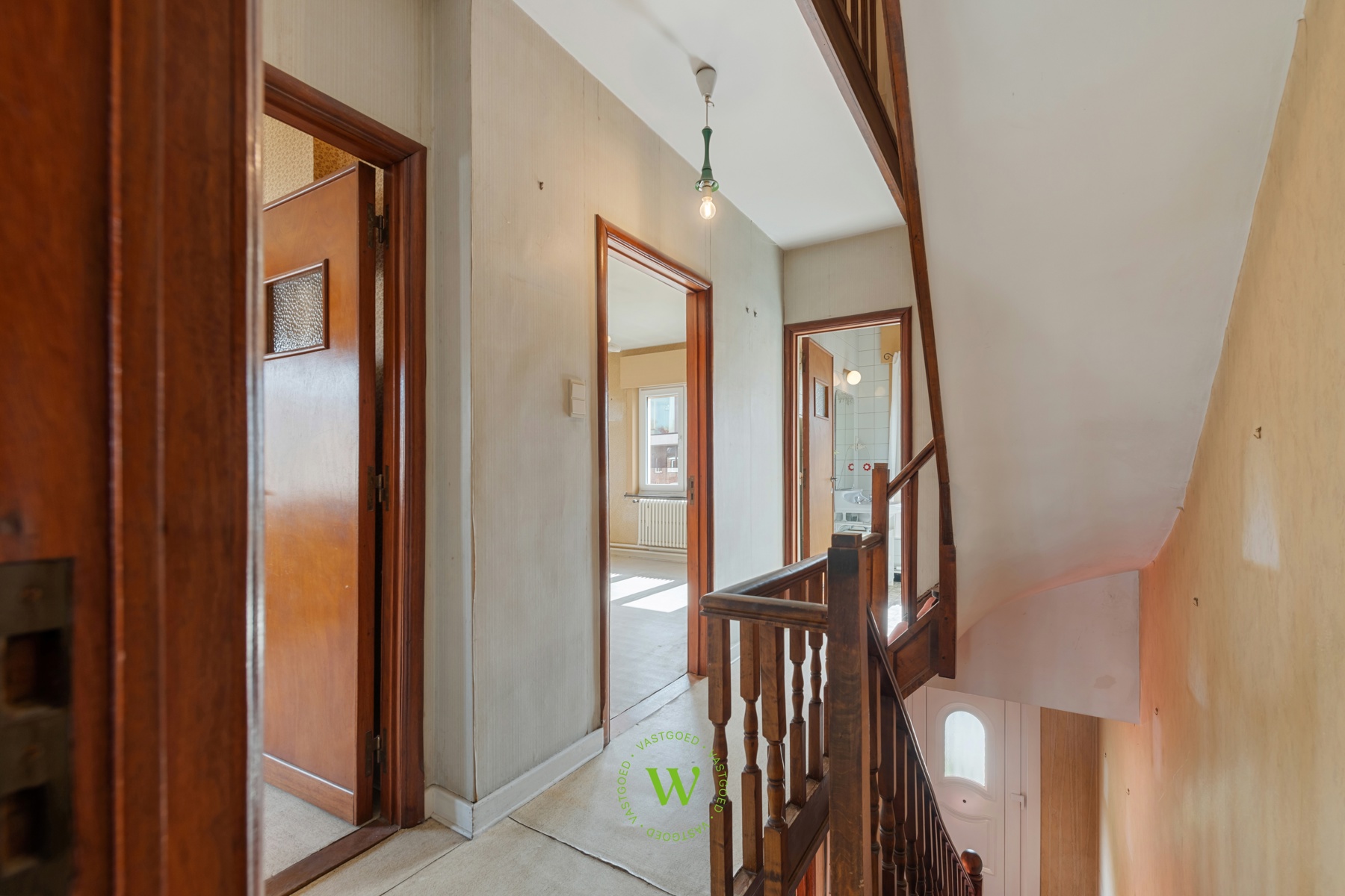 Verrassende en charmante halfopen bebouwing te Assebroek.