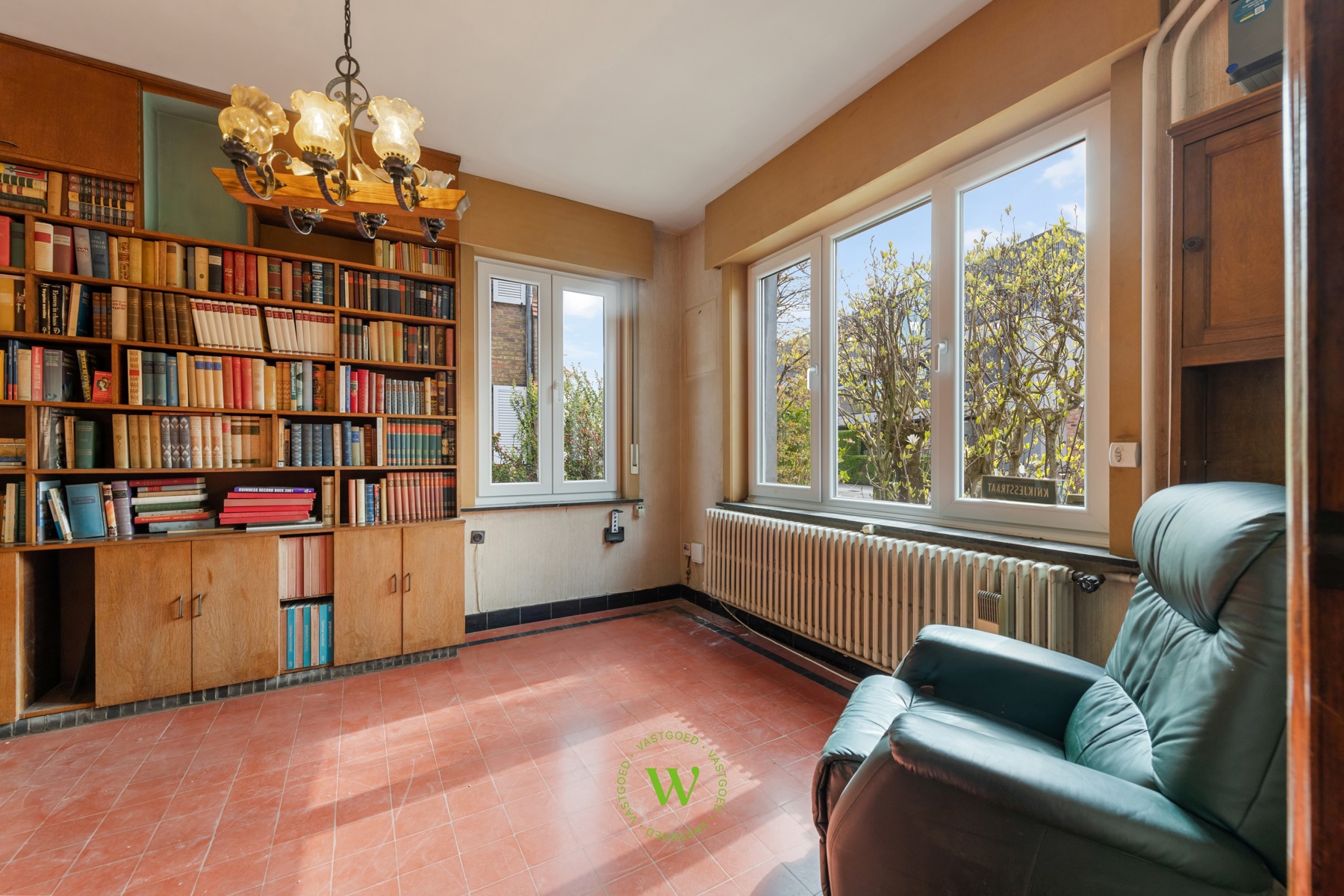 Verrassende en charmante halfopen bebouwing te Assebroek.