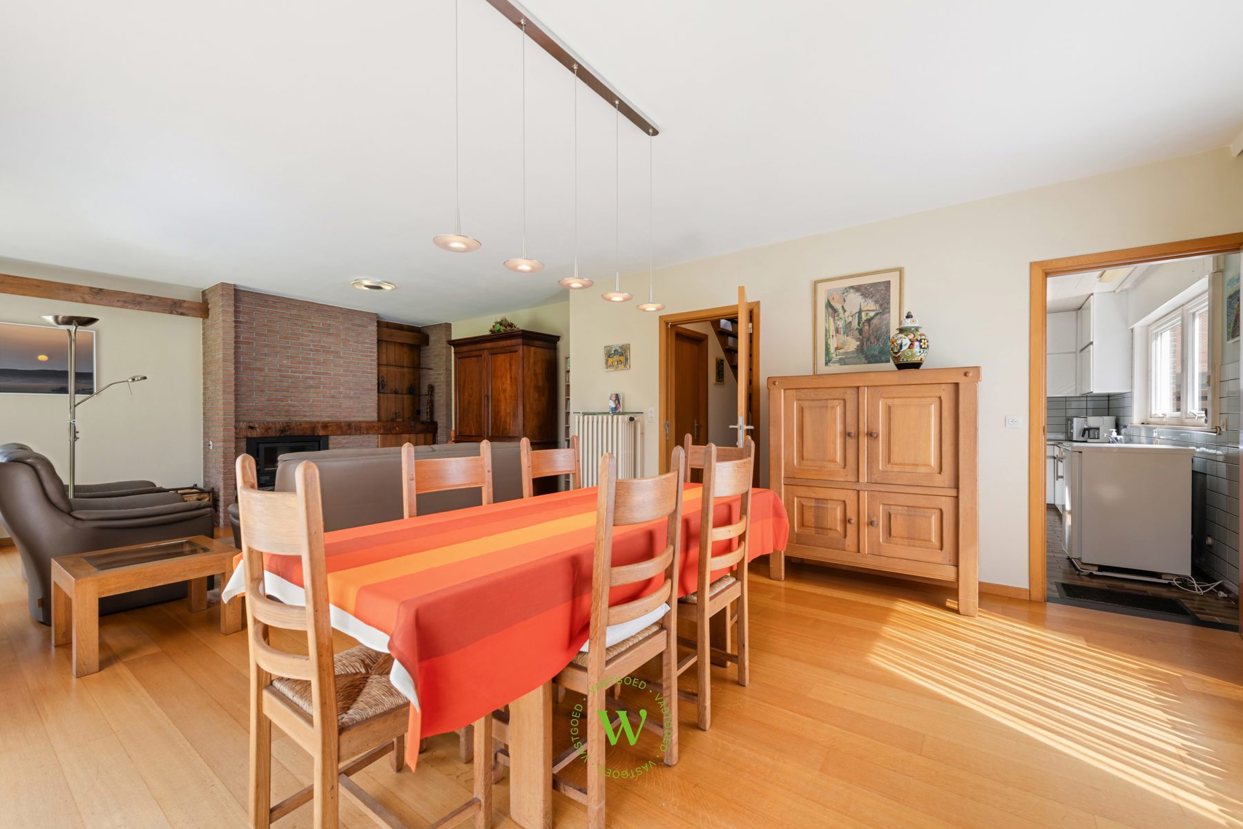 Gezinswoning met 5 slpks en tuin op 800 m²