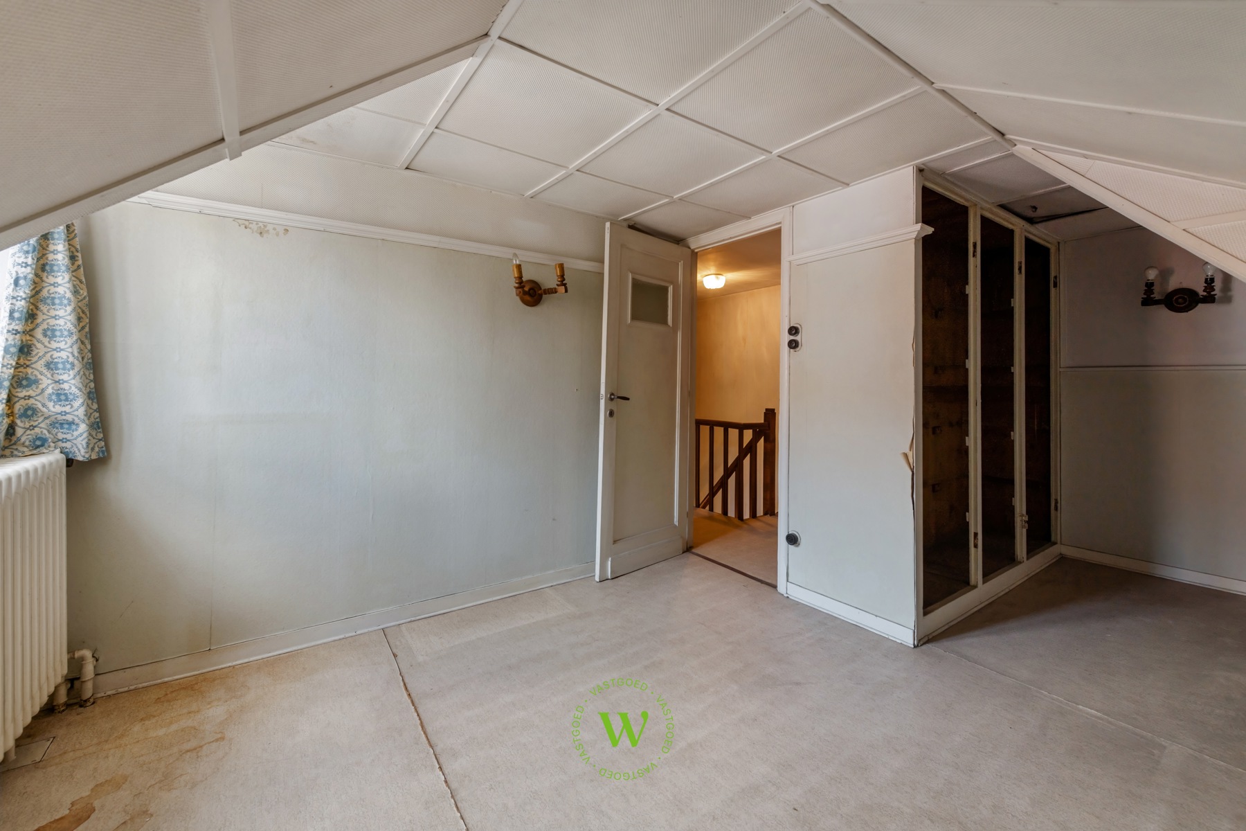 Verrassende en charmante halfopen bebouwing te Assebroek.