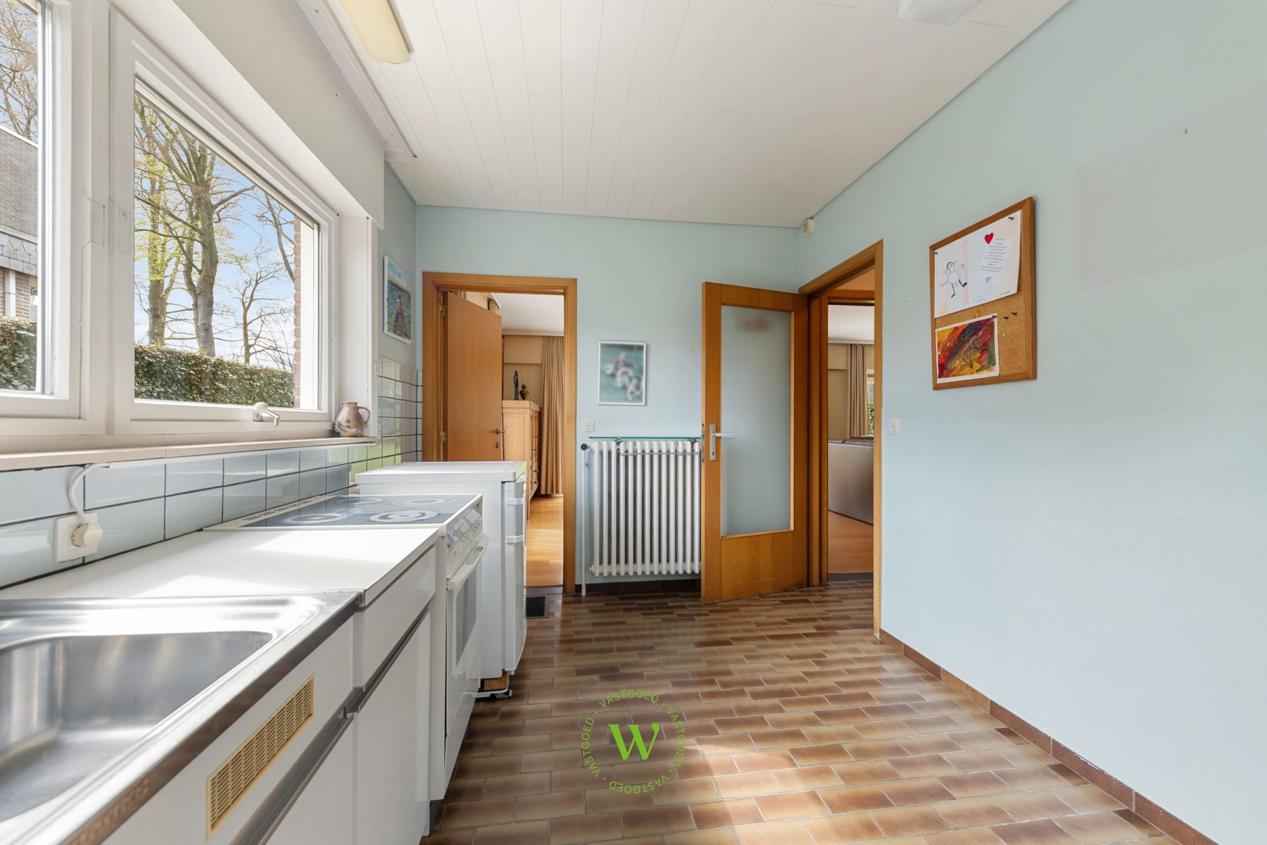 Gezinswoning met 5 slpks en tuin op 800 m²