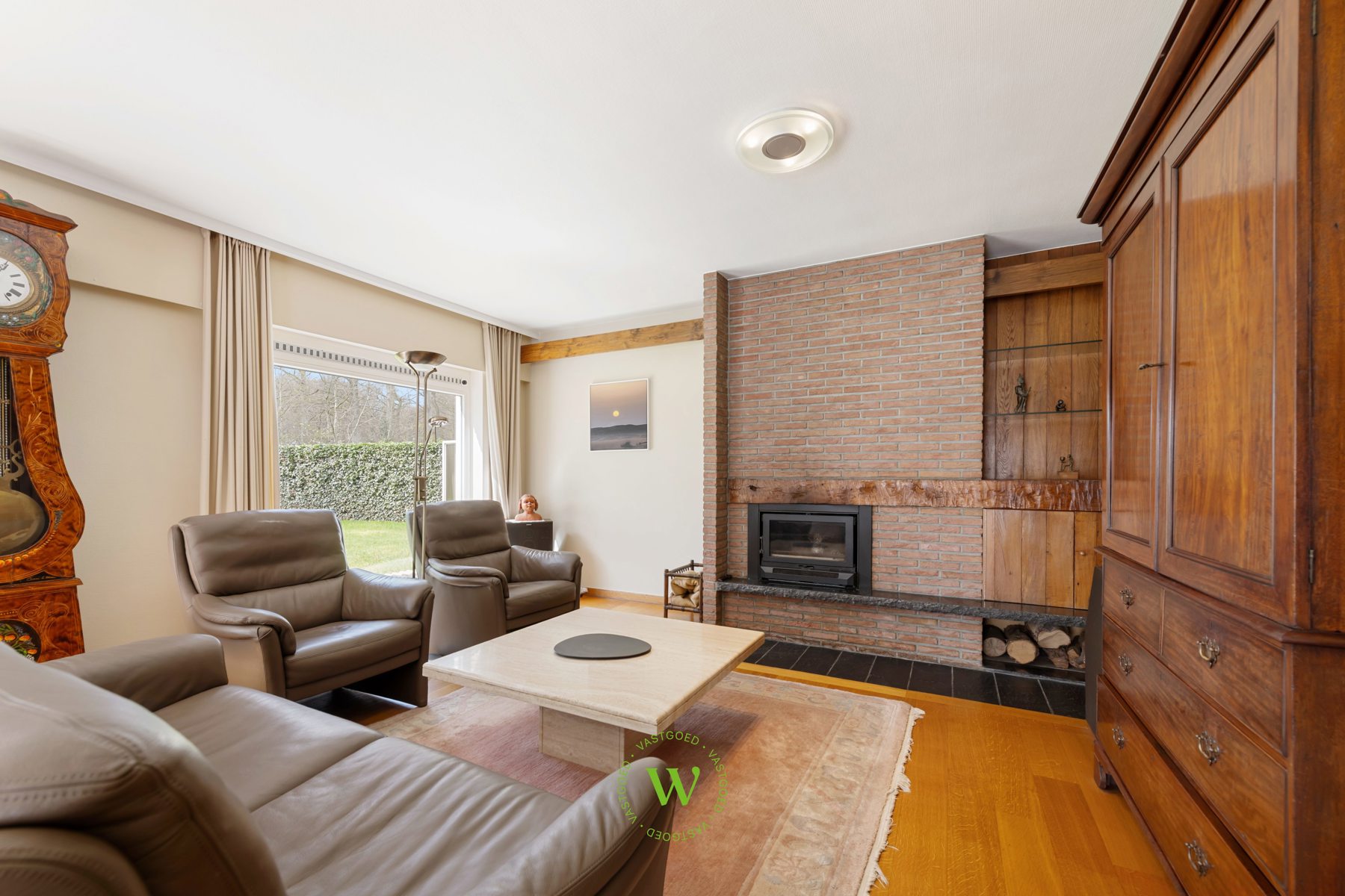 Gezinswoning met 5 slpks en tuin op 800 m²