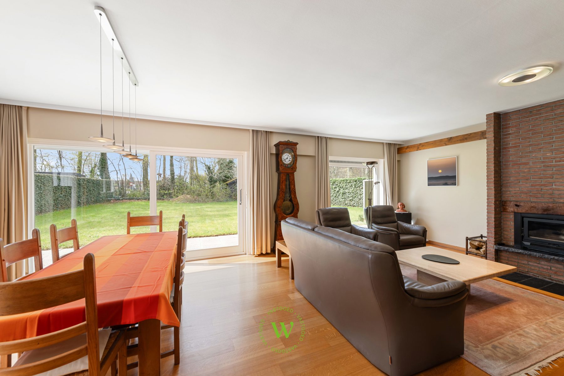 Gezinswoning met 5 slpks en tuin op 800 m²