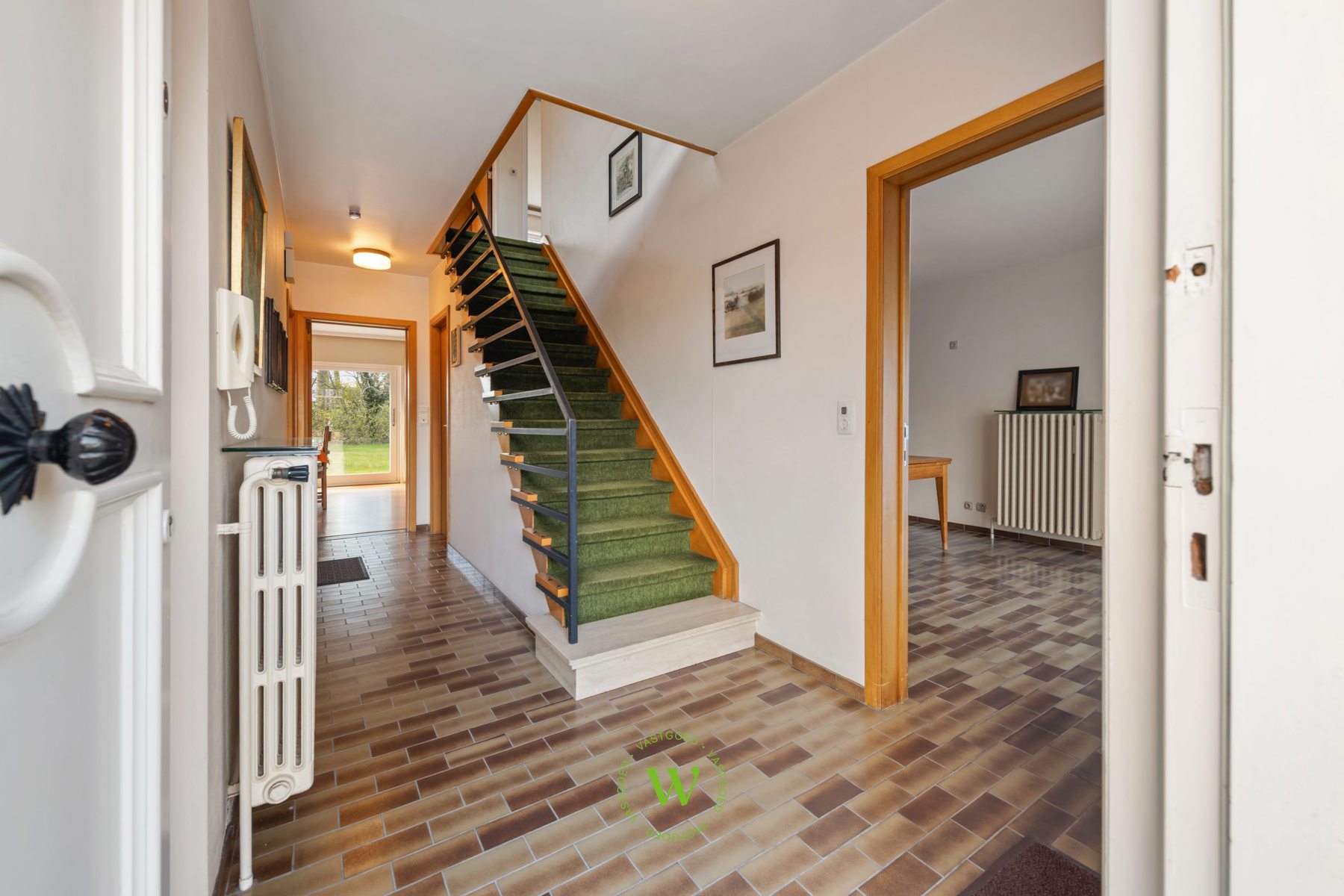 Gezinswoning met 5 slpks en tuin op 800 m²