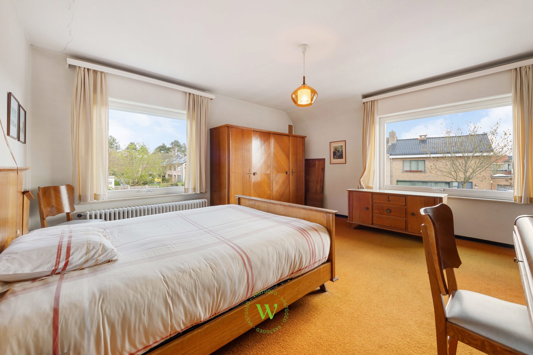 Gezinswoning met 5 slpks en tuin op 800 m²