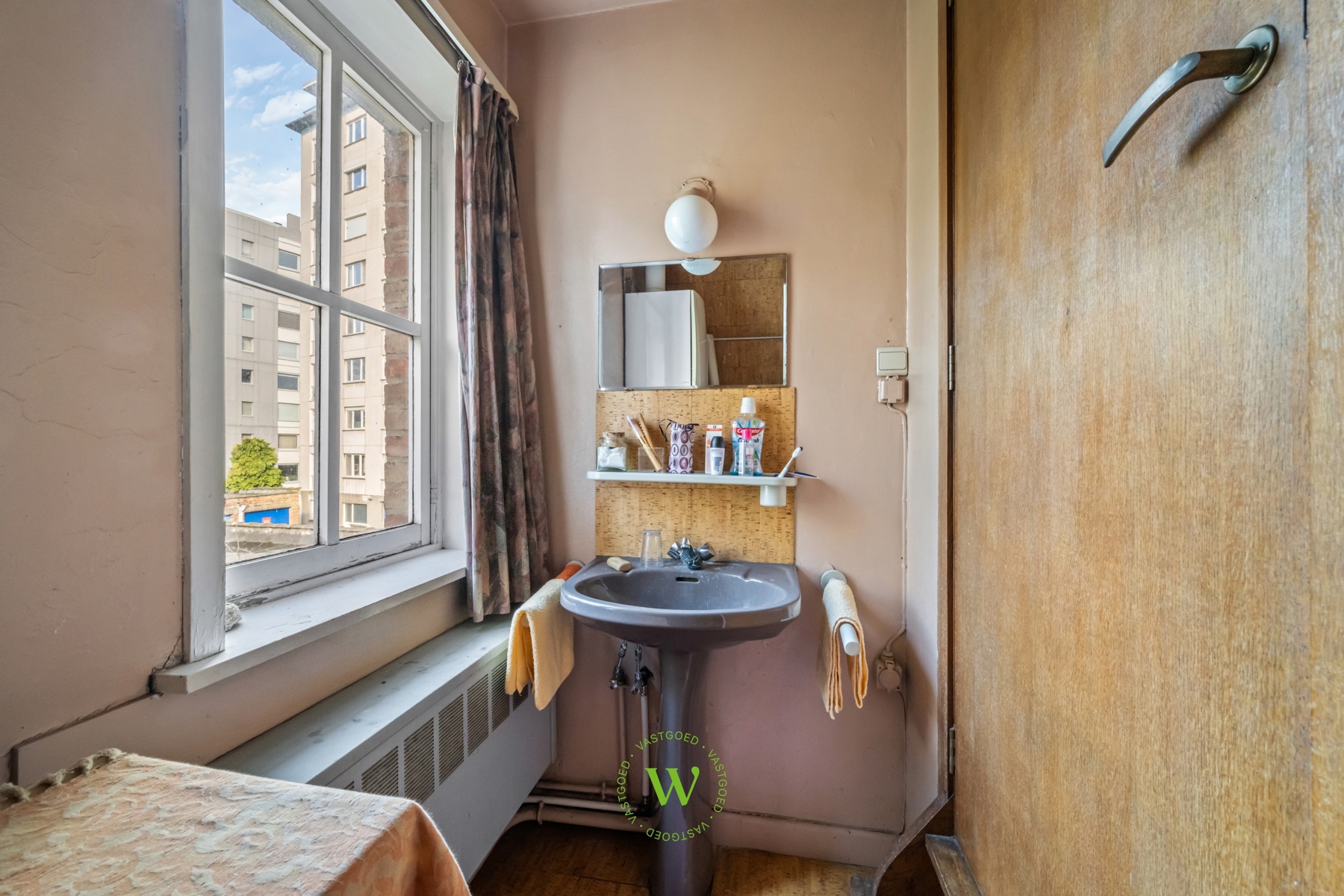 Woning met veel potentieel in fietsstraat in Sint-Michiels