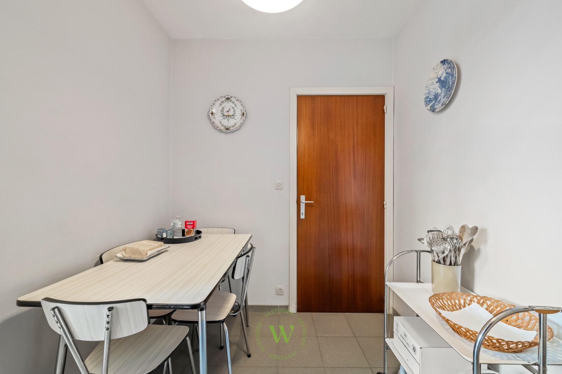 Lichtrijk 3-slaapkamerappartement met garage en berging