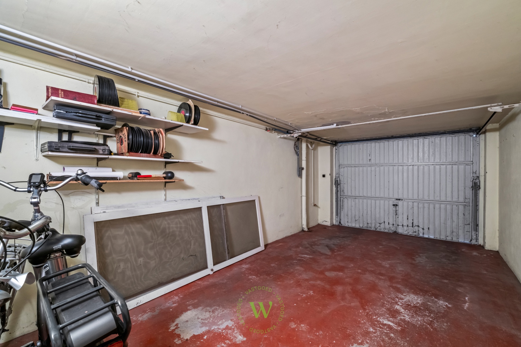Lichtrijk 3-slaapkamerappartement met garage en berging