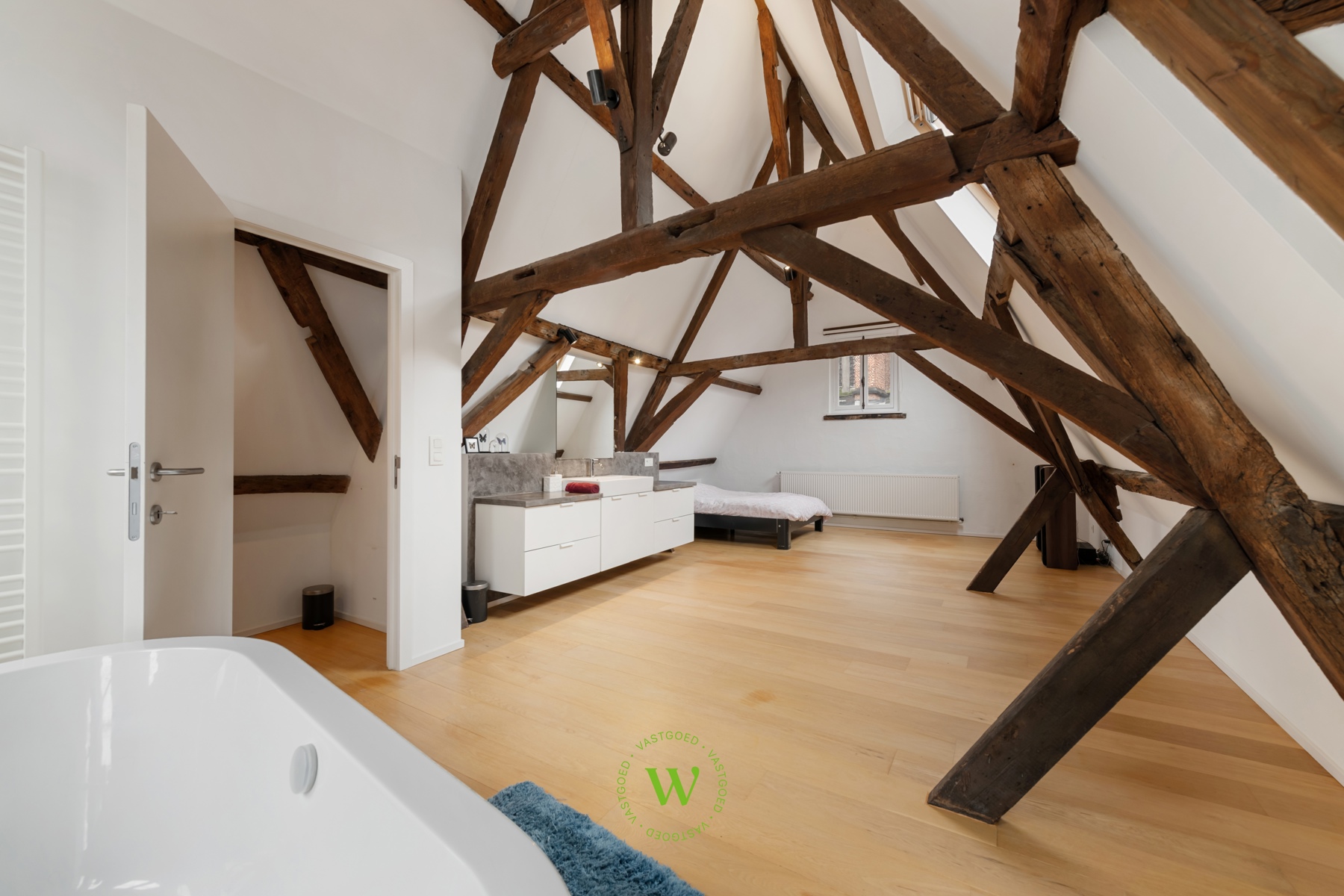 Uniek loftgevoel in alle rust in het centrum van Brugge.