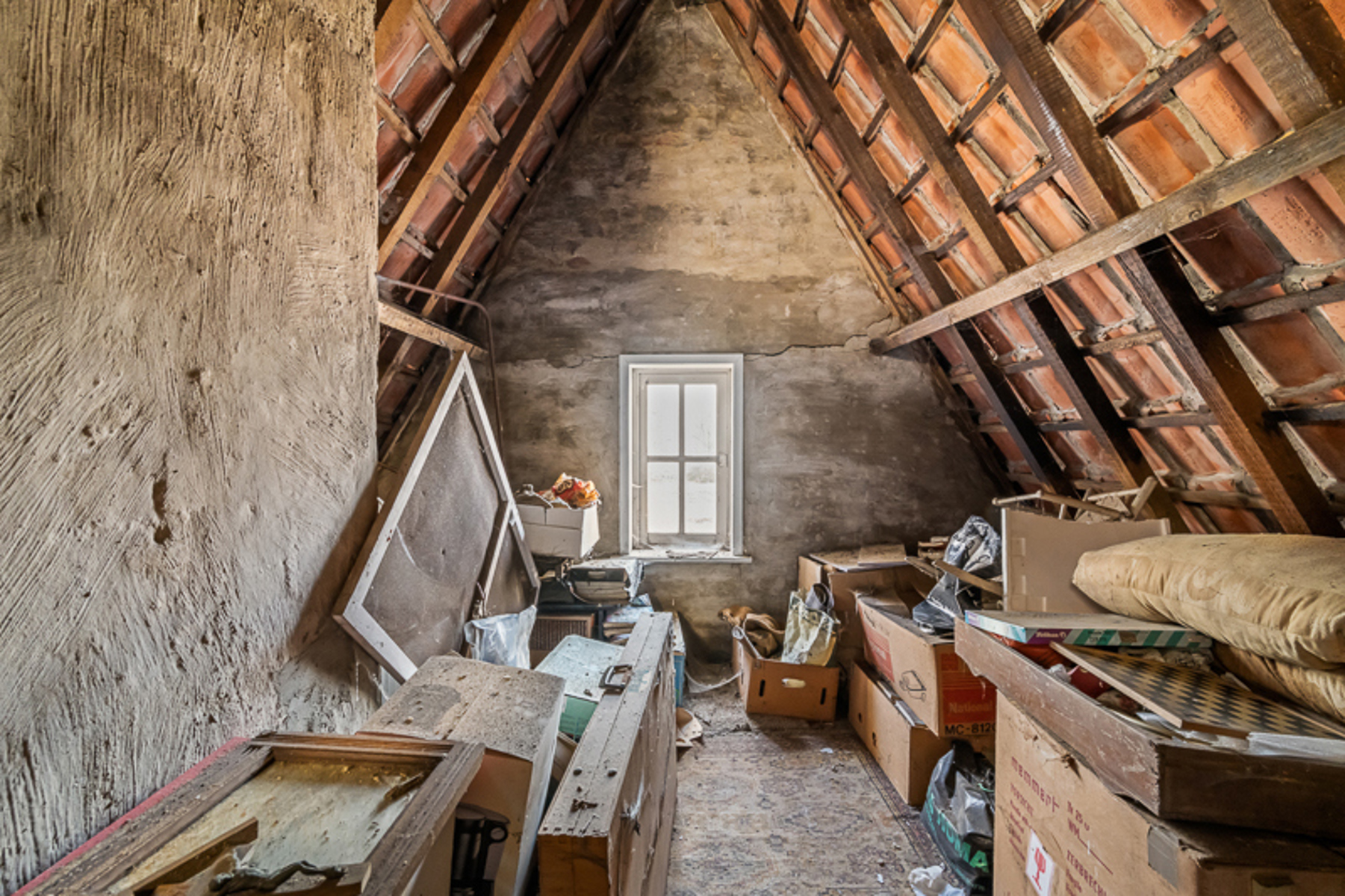 Woning met veel potentieel in fietsstraat in Sint-Michiels